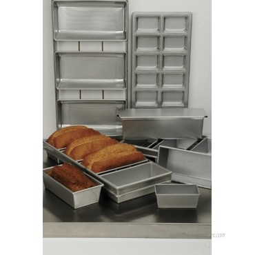Focus Foodservice Commercial Bakeware 12-1 4 by 4-1 2-Inch Loaf Pan 1-1 2-Pound